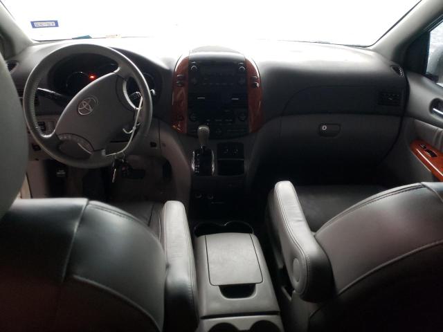 Photo 8 from auction – 2010 TOYOTA SIENNA XLE with VIN 5TDYK4CC7AS324085