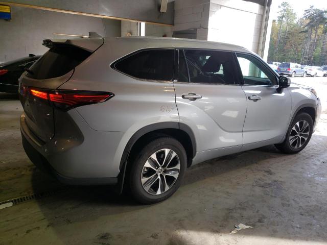 Photo 3 from auction – 2022 TOYOTA HIGHLANDER with VIN 5TDGZRBH6NS574313