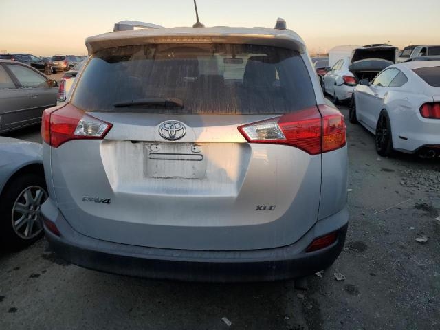 Photo 6 from auction – 2014 TOYOTA RAV4 XLE with VIN JTMWFREV7EJ010365