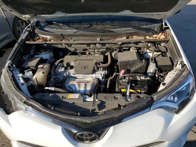Photo 12 from auction – 2017 TOYOTA RAV4 LE with VIN JTMBFREV6HJ147252