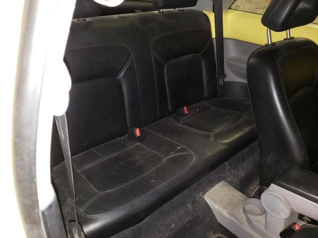 Photo 10 from auction – 2000 VOLKSWAGEN BEETLE with VIN 3VWDD21C8YM492096
