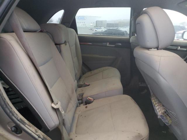 Photo 11 from auction – 2015 KIA SORENTO LX with VIN 5XYKT3A64FG630563