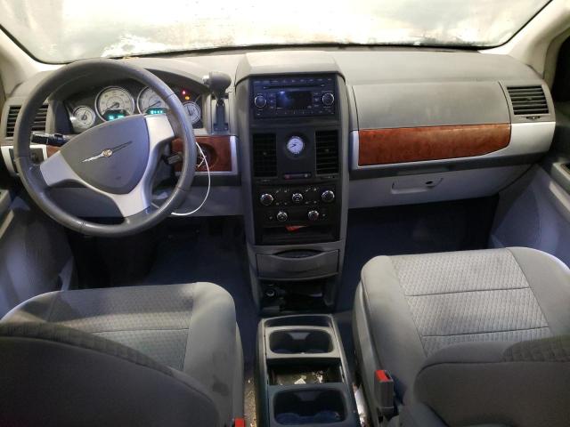 Photo 8 from auction – 2008 CHRYSLER TOWN & COU with VIN 2A8HR54P38R693380
