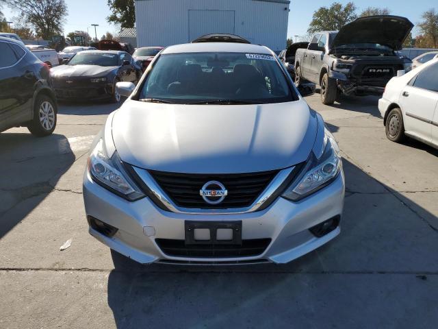 Photo 5 from auction – 2017 NISSAN ALTIMA 2.5 with VIN 1N4AL3APXHC276209