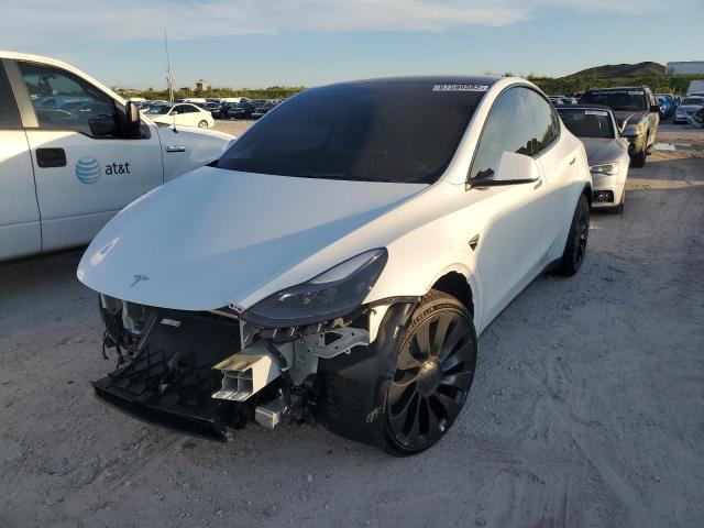 TESLA MODEL Y 2022 with VIN 7SAYGDEF0NF534243 - Photo from auction