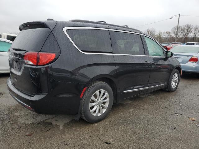 Photo 3 from auction – 2017 CHRYSLER PACIFICA T with VIN 2C4RC1BG4HR835406