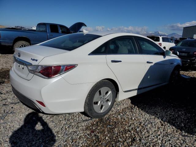 Photo 3 from auction – 2012 HYUNDAI SONATA HYB with VIN KMHEC4A44CA029520