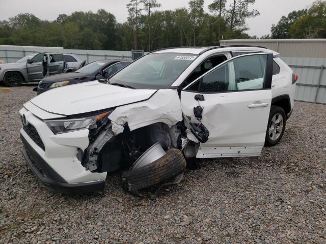 TOYOTA RAV4 XLE 2021 with VIN 2T3W1RFV0MC138994 - Photo from auction