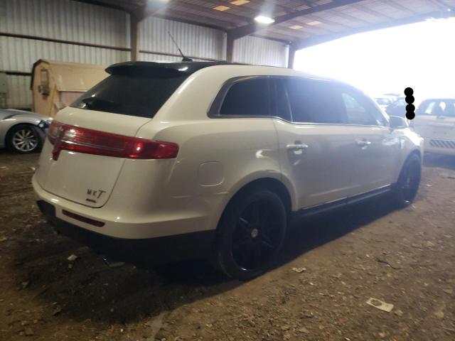 Photo 3 from auction – 2016 LINCOLN MKT with VIN 2LMHJ5AT1GBL01360