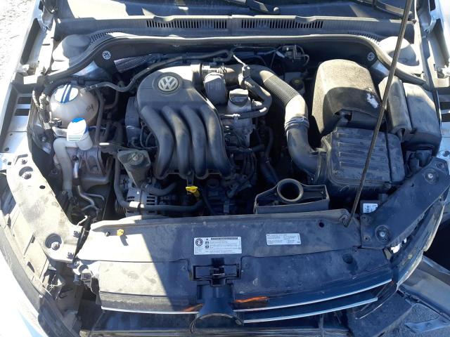 Photo 11 from auction – 2015 VOLKSWAGEN JETTA BASE with VIN 3VW2K7AJ6FM230857