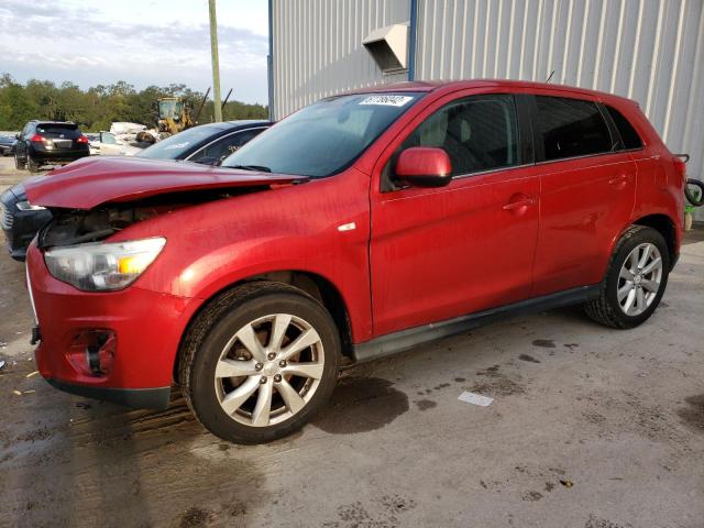 2013 MITSUBISHI 12' BOX