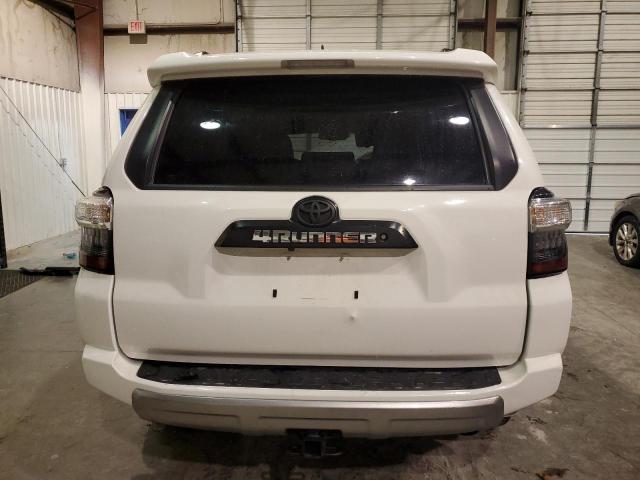 Photo 6 from auction – 2020 TOYOTA 4RUNNER SR with VIN JTEBU5JR7L5791461