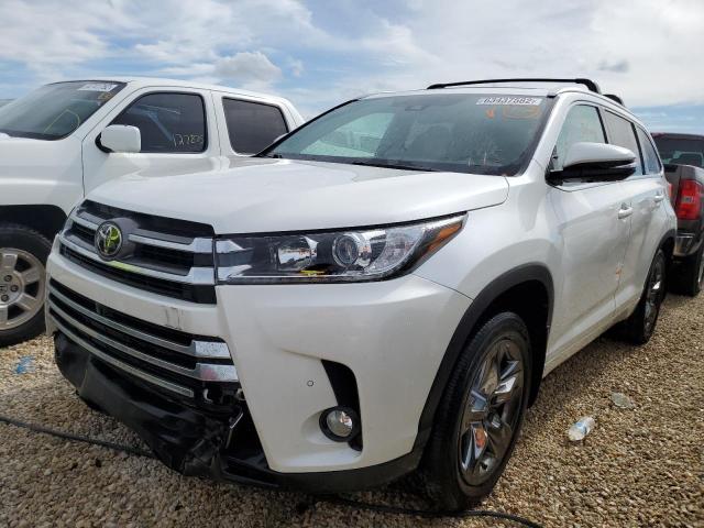 Photo 2 from auction – 2017 TOYOTA HIGHLANDER with VIN 5TDDZRFH7HS411929