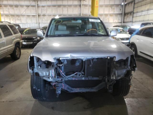 Photo 5 from auction – 2005 LEXUS LX 470 with VIN JTJHT00WX53555541