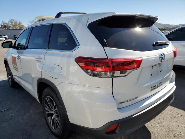 Photo 2 from auction – 2017 TOYOTA HIGHLANDER with VIN 5TDBZRFHXHS389173