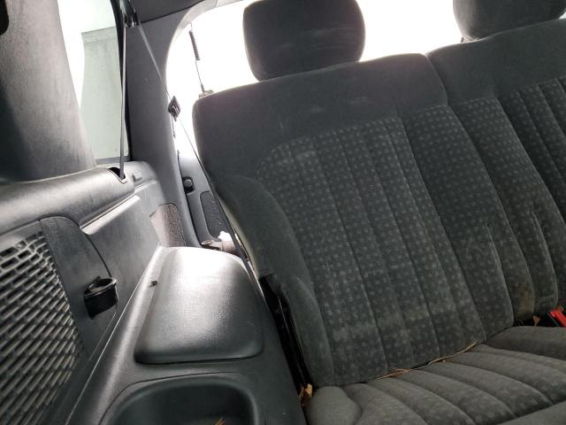 Foto 11 de la subasta – 2002 CHEVROLET BLAZER con VIN 1GNCT18WX2K161893