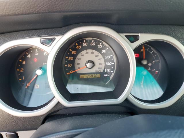 Photo 9 from auction – 2004 TOYOTA 4RUNNER SR with VIN JTEZU14R040038355
