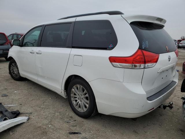 Photo 2 from auction – 2012 TOYOTA SIENNA XLE with VIN 5TDYK3DC5CS279885