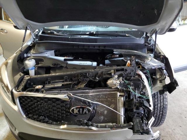 Photo 12 from auction – 2017 KIA SORENTO LX with VIN 5XYPGDA39HG268562