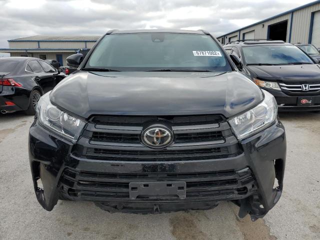 Photo 5 from auction – 2018 TOYOTA HIGHLANDER with VIN 5TDKZRFH6JS532111