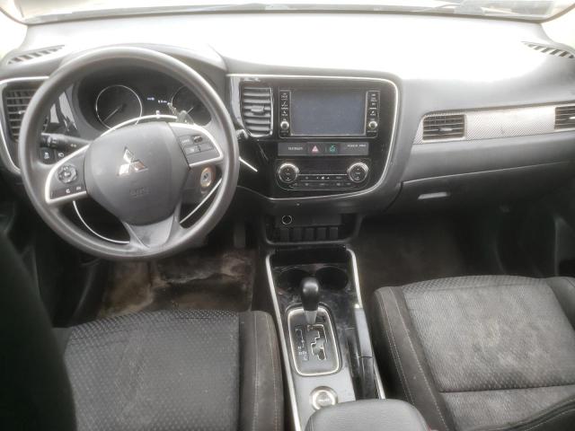 Photo 8 from auction – 2018 MITSUBISHI OUTLANDER with VIN JA4AZ2A38JZ011785