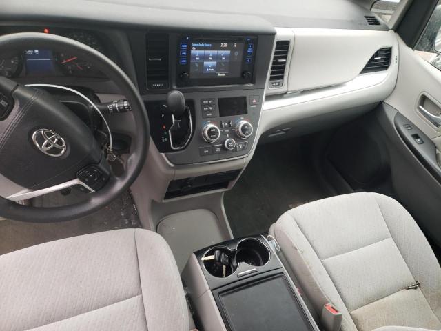 Photo 8 from auction – 2017 TOYOTA SIENNA LE with VIN 5TDKZ3DC8HS778530