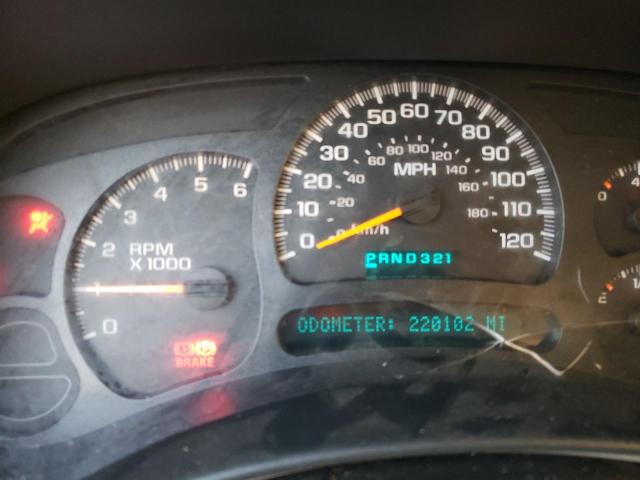 Photo 9 from auction – 2004 CHEVROLET SILVERADO with VIN 2GCEK13T241322371