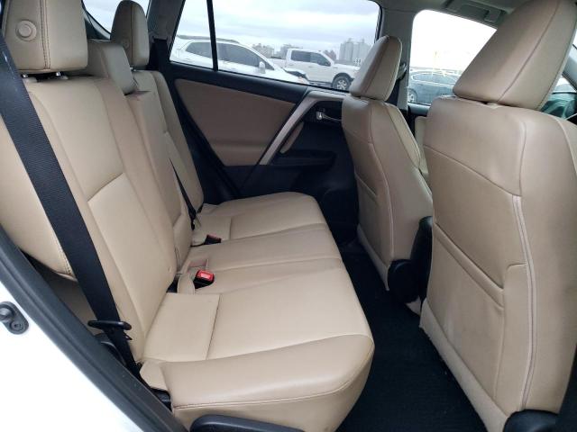 Photo 11 from auction – 2015 TOYOTA RAV4 LIMIT with VIN 2T3YFREV1FW136314