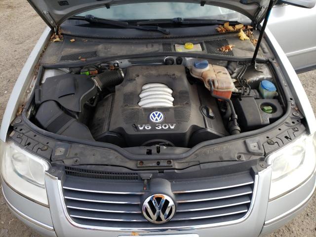 Photo 11 from auction – 2003 VOLKSWAGEN PASSAT GLX with VIN WVWTH63B83P441537
