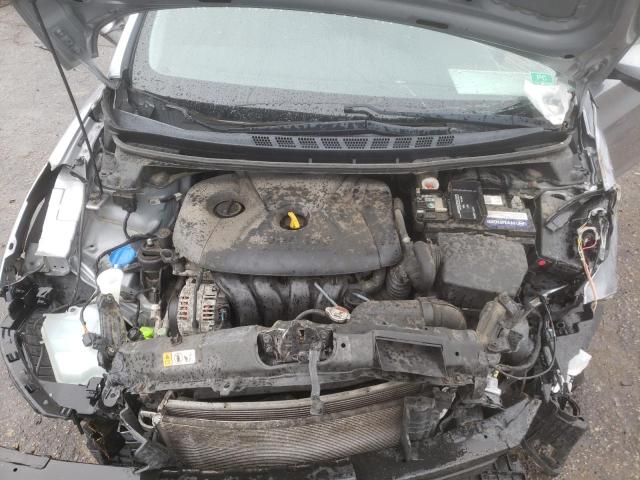 Photo 11 from auction – 2016 HYUNDAI ELANTRA SE with VIN 5NPDH4AE6GH703983