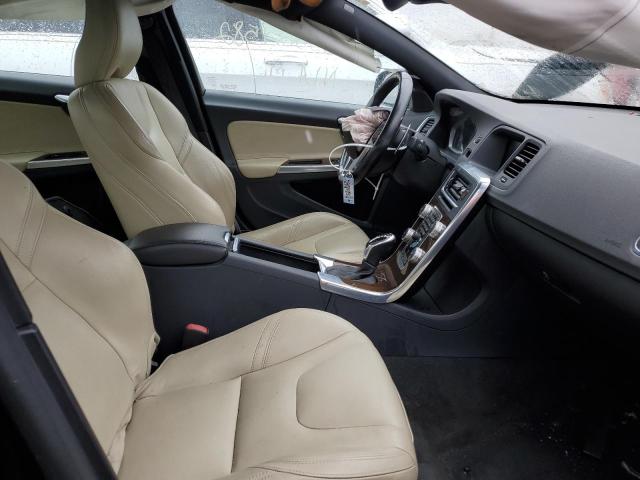 Photo 5 from auction – 2015 VOLVO S60 PREMIE with VIN YV126MFK0F2364238