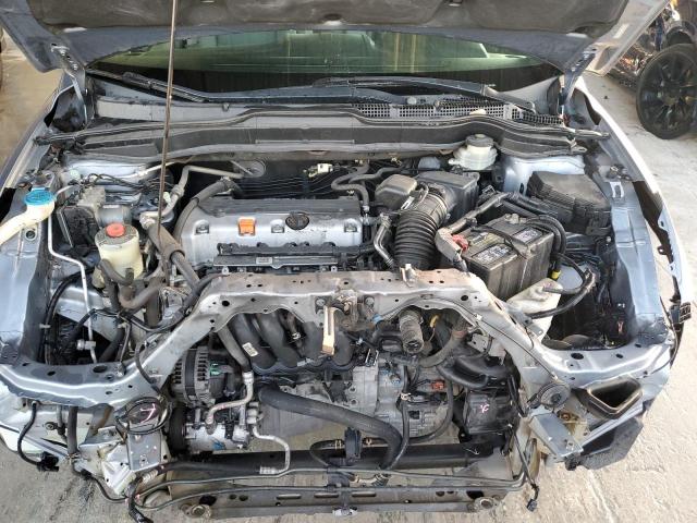 Photo 11 from auction – 2011 HONDA CR-V LX with VIN 5J6RE3H33BL030176