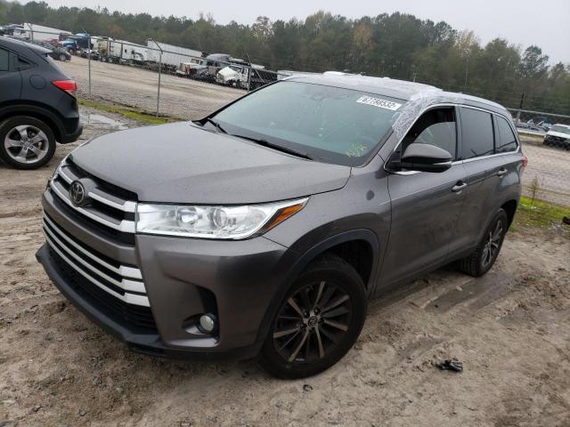 TOYOTA HIGHLANDER 2019 with VIN 5TDKZRFH2KS333266 - Photo from auction