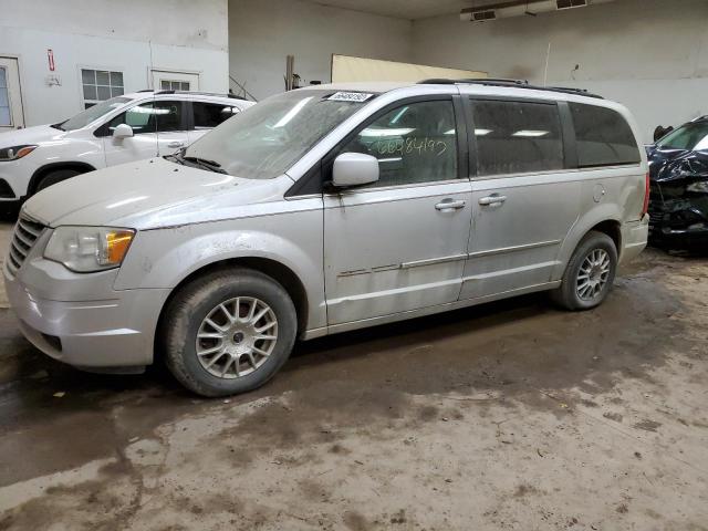 CHRYSLER TOWN & COU 2010 with VIN 2A4RR5D10AR127622 - Photo from auction