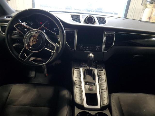 Photo 8 from auction – 2017 PORSCHE MACAN with VIN WP1AA2A55HLB09327