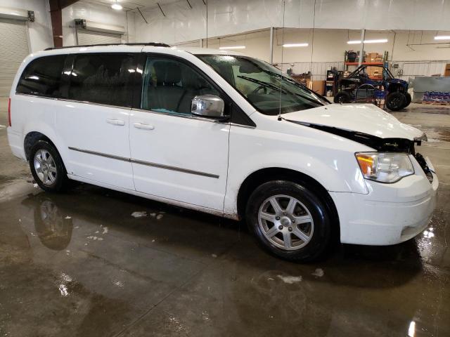 Photo 4 from auction – 2010 CHRYSLER TOWN & COU with VIN 2A4RR8DX3AR366703