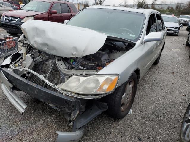 TOYOTA AVALON XL 2003 with VIN 4T1BF28B43U306443 - Photo from auction