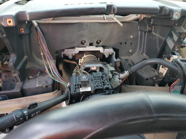 Photo 9 from auction – 2004 CHEVROLET SILVERADO with VIN 2GCEC19T041363795
