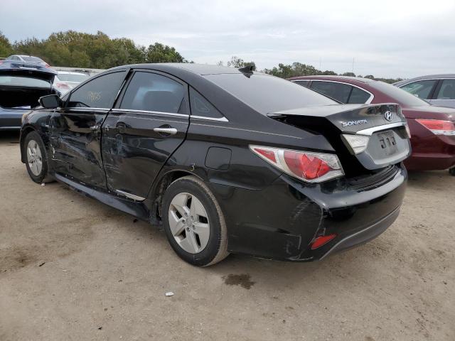 Photo 2 from auction – 2012 HYUNDAI SONATA HYB with VIN KMHEC4A44CA031803