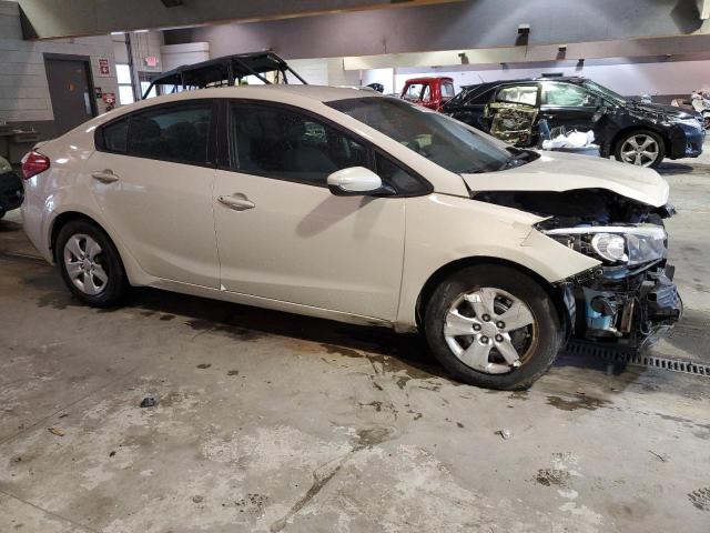 Photo 4 from auction – 2015 KIA FORTE LX with VIN KNAFK4A69F5366398
