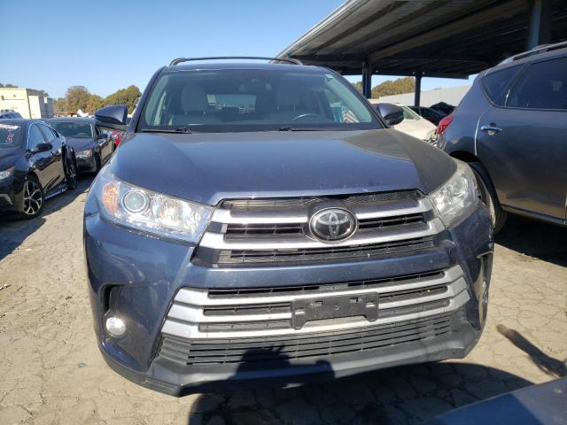 Photo 5 from auction – 2017 TOYOTA HIGHLANDER with VIN 5TDZZRFH2HS214964
