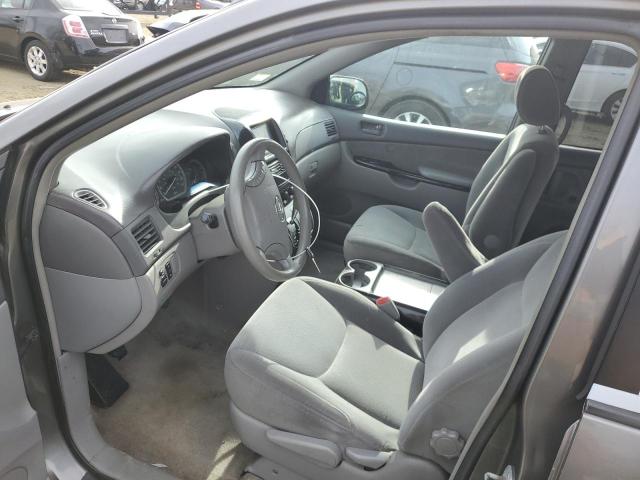 Photo 7 from auction – 2005 TOYOTA SIENNA CE with VIN 5TDZA23C45S242252