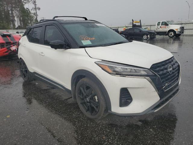 Photo 4 from auction – 2022 NISSAN KICKS SR with VIN 3N1CP5DV3NL475070