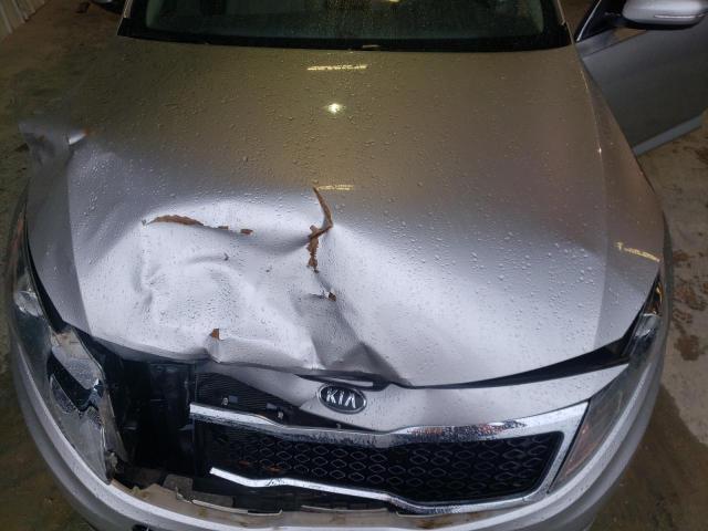 Photo 11 from auction – 2011 KIA OPTIMA LX with VIN KNAGM4A72B5135053