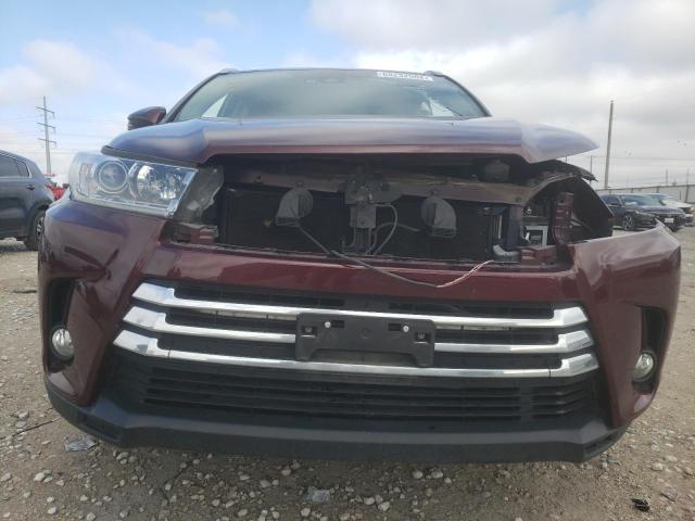 Photo 5 from auction – 2017 TOYOTA HIGHLANDER with VIN 5TDDZRFH1HS460821