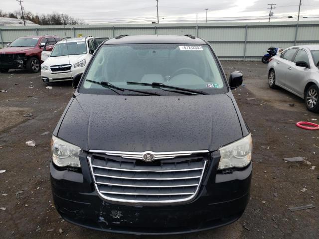 Photo 5 from auction – 2010 CHRYSLER TOWN & COU with VIN 2A4RR5D11AR257182