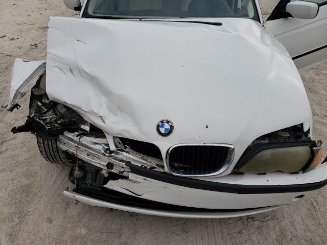 Photo 11 from auction – 2004 BMW 325 I with VIN WBAEV33434KR35043