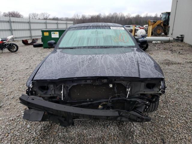 Photo 5 from auction – 2000 FORD CROWN VICT with VIN 2FAFP74W0YX136001
