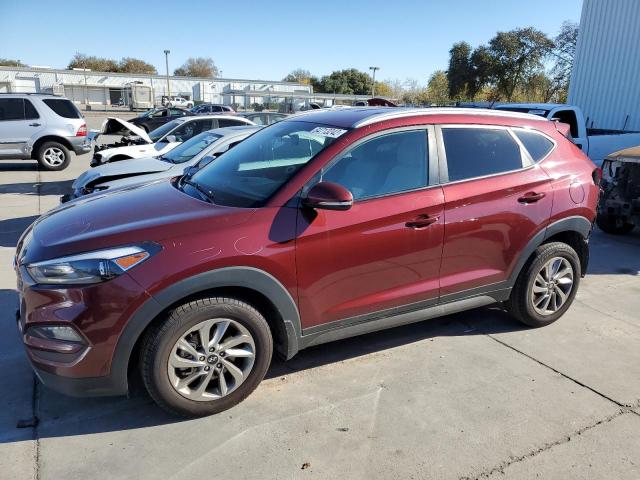 HYUNDAI TUCSON LIM 2016 with VIN KM8J33A21GU229752 - Photo from auction