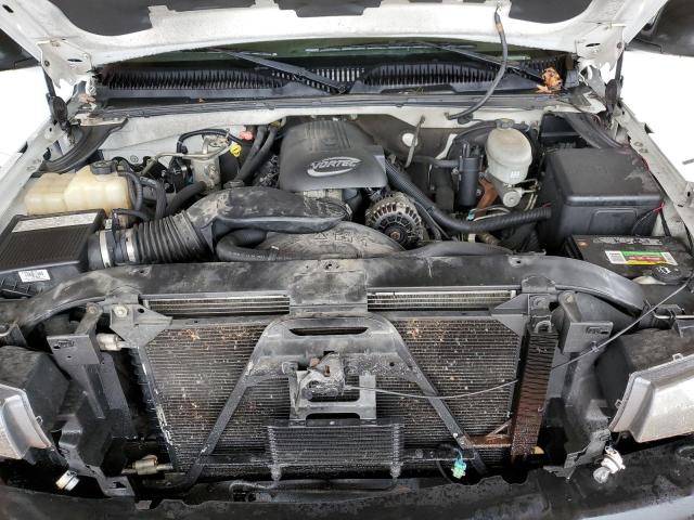 Photo 11 from auction – 2004 CHEVROLET SILVERADO with VIN 1GCEK19T04E397219